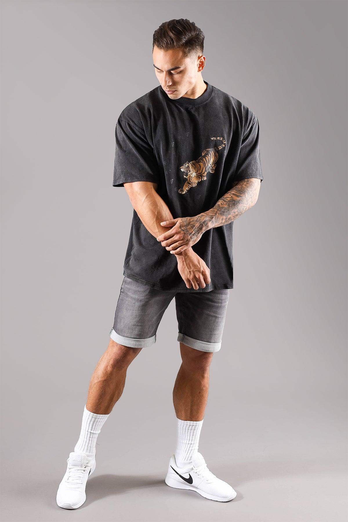 Vintage Tiger Oversized T-Shirt - Black - Jed North Canada